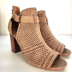 Parker & Sky Suede Heels Size 9